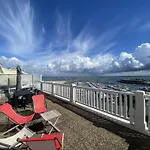 아파트 Ascot Vue Panoramique Aiguillon T2 Bis Avec Pk *